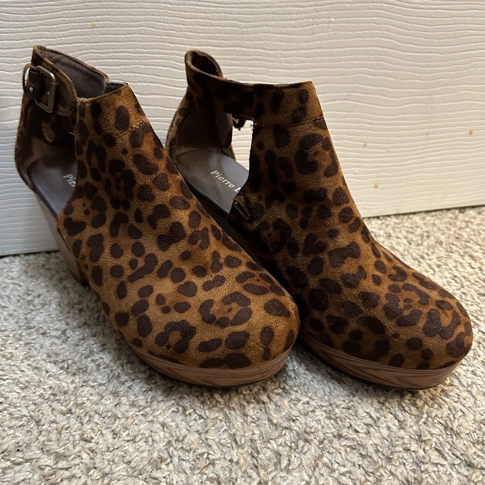 Pierre Dumas Cheetah Print Ankle Bootie